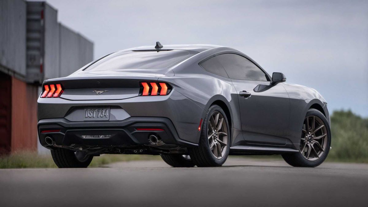 Valor do seguro do Ford Mustang em 2024: preço médio por perfil